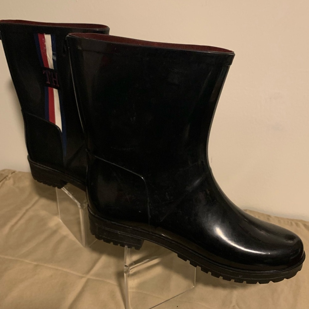 Tommy Hilfiger.Black Women's Rain Boots.
Size 9